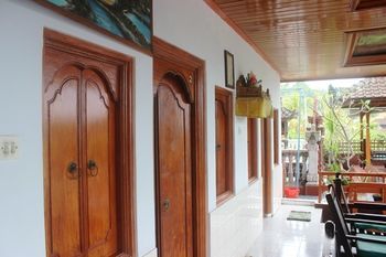 Serangan Inn 1 Падангбай Екстериор снимка