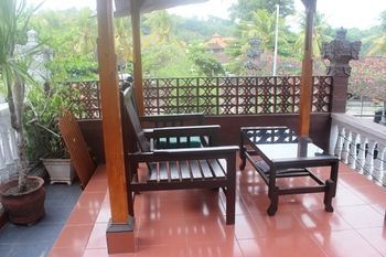 Serangan Inn 1 Падангбай Екстериор снимка